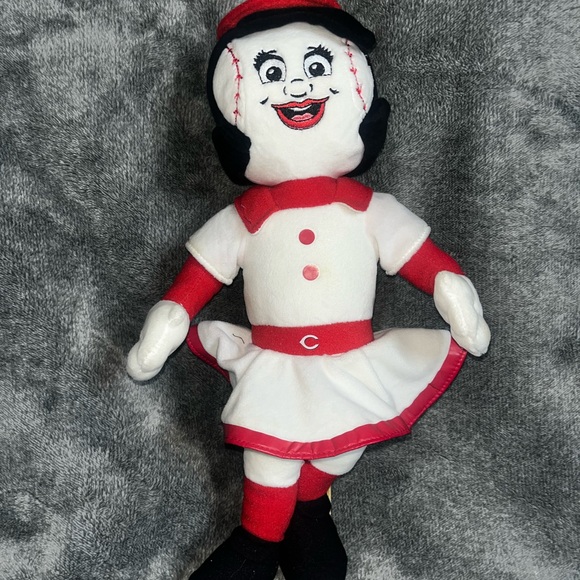 15” Cincinnati Reds Rosie Red Mascot Plush Doll Baseball MLB Collectible - Picture 9 of 9